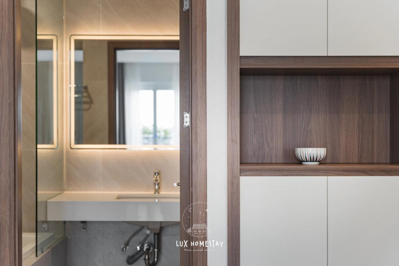 Lux Westlake Studio Hanoi Exterior foto